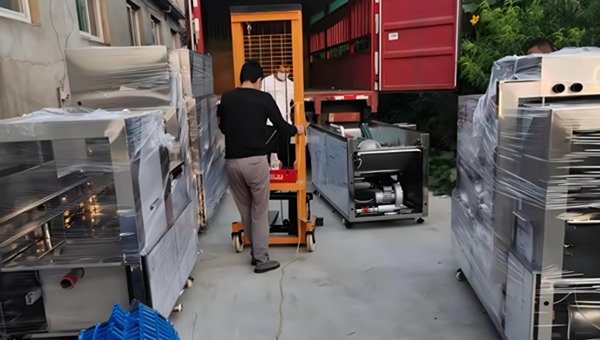搬家找货车.jpg